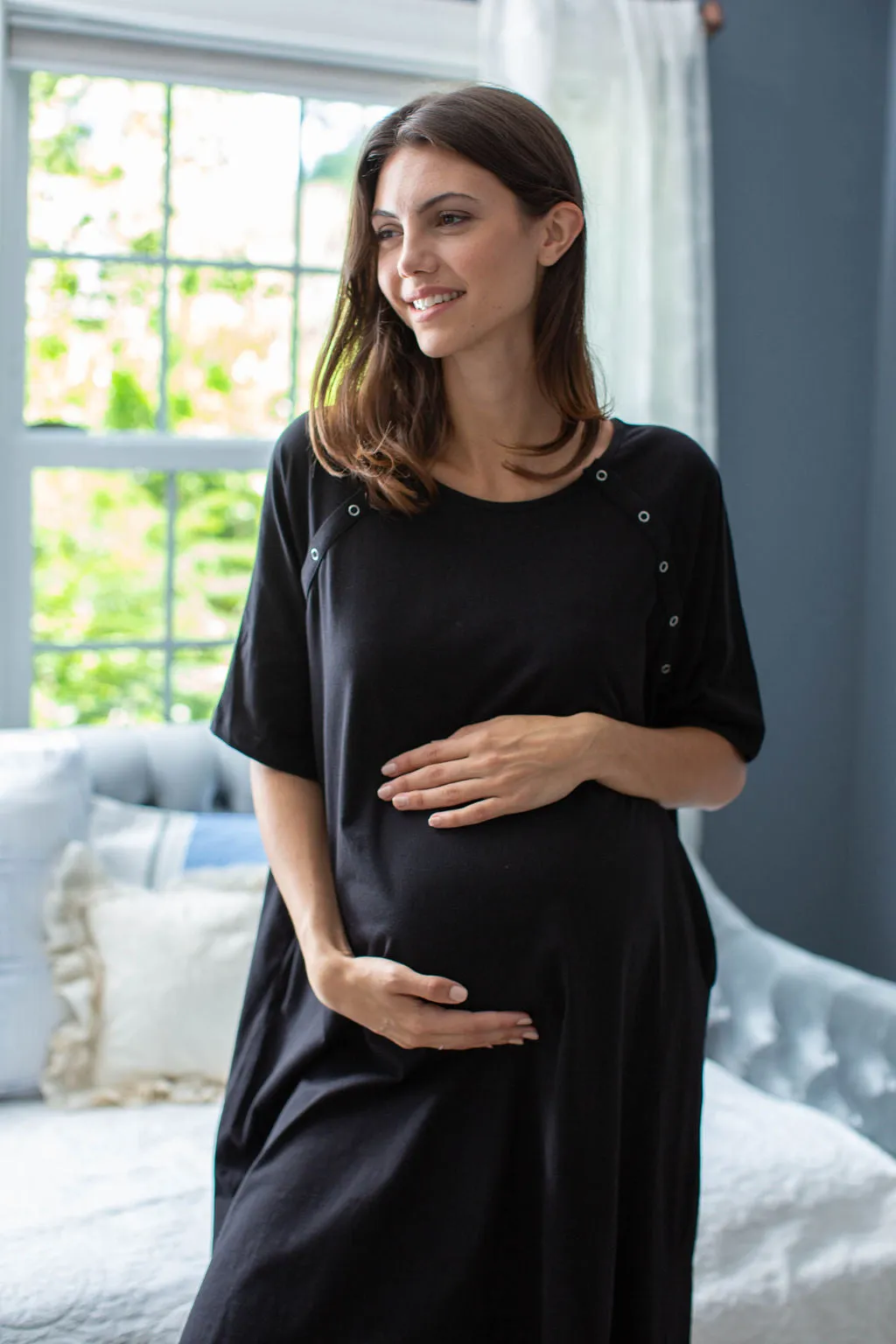 Black Jersey Knit Maternity Gownie