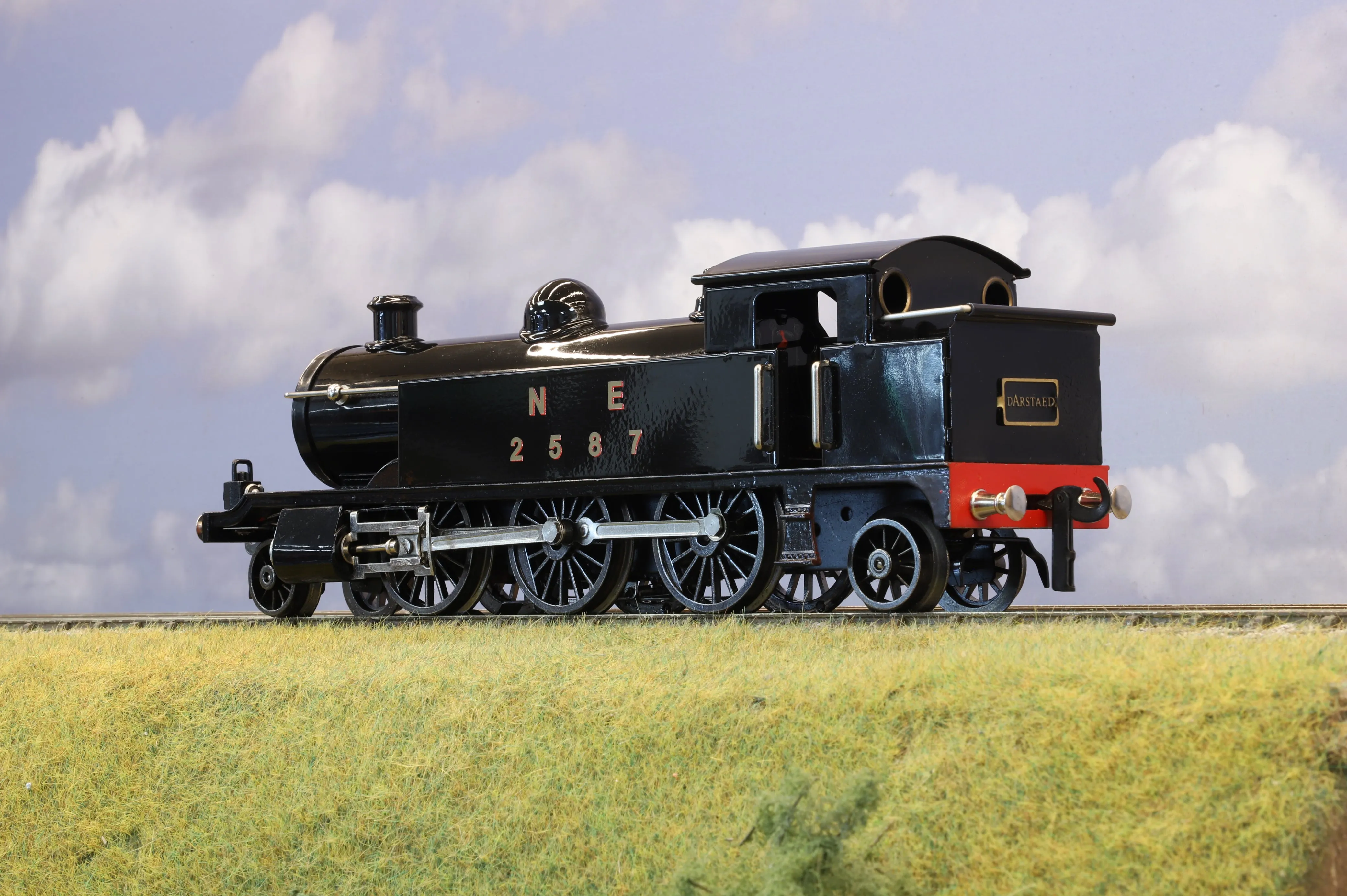 Darstaed Coarse Scale O Gauge 2-6-2T No. 2587 North Eastern Black (3-Rail Only)