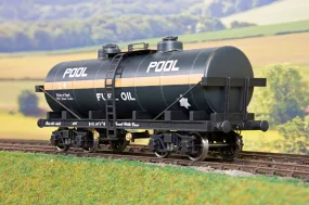 Darstaed D31-09 7mm Finescale O Gauge Bogie Tanker, Pre-War 'Pool' (Black)